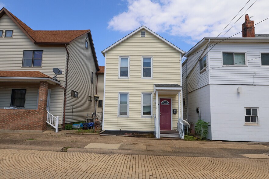 More Photos Of ,  Unknown For Sale