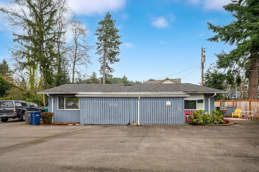 More Photos Of 200 Rainier Blvd N, Issaquah Multifamily For Sale