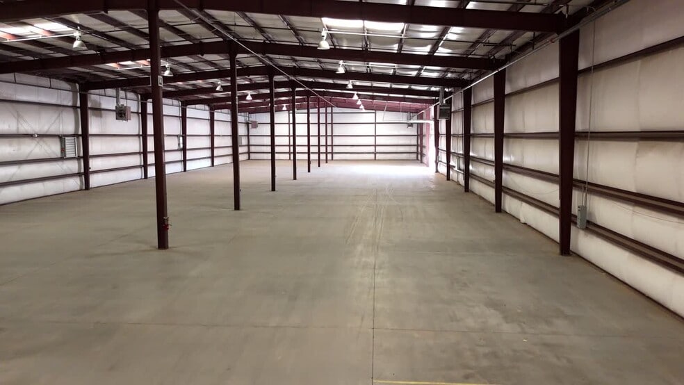 Primary Photo Of 4901 Rockaway Blvd NE, Rio Rancho Manufacturing For Lease