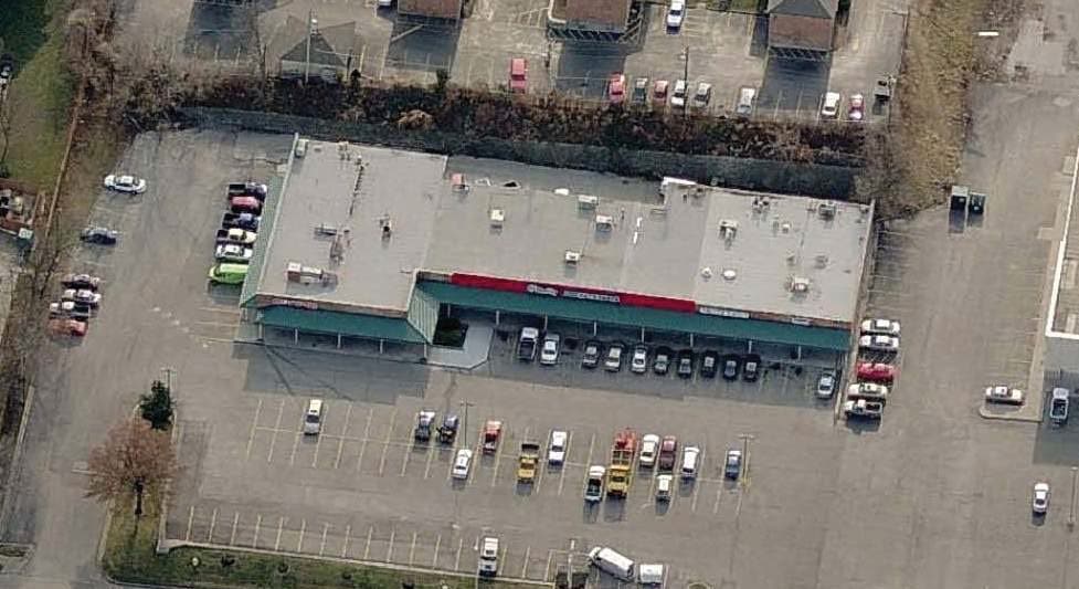 More Photos Of 6701-6743 W 75th St, Overland Park General Retail For Sale