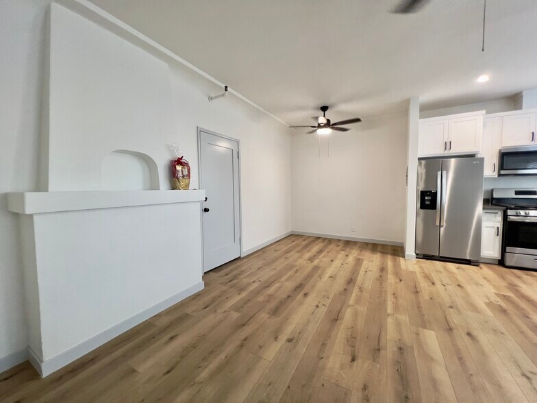 More Photos Of 1152 E 1st St, Long Beach Apartments For Sale