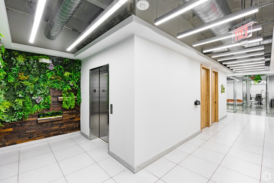 More Photos Of 2550 NW 100th Ave, Doral Office Residential For Lease