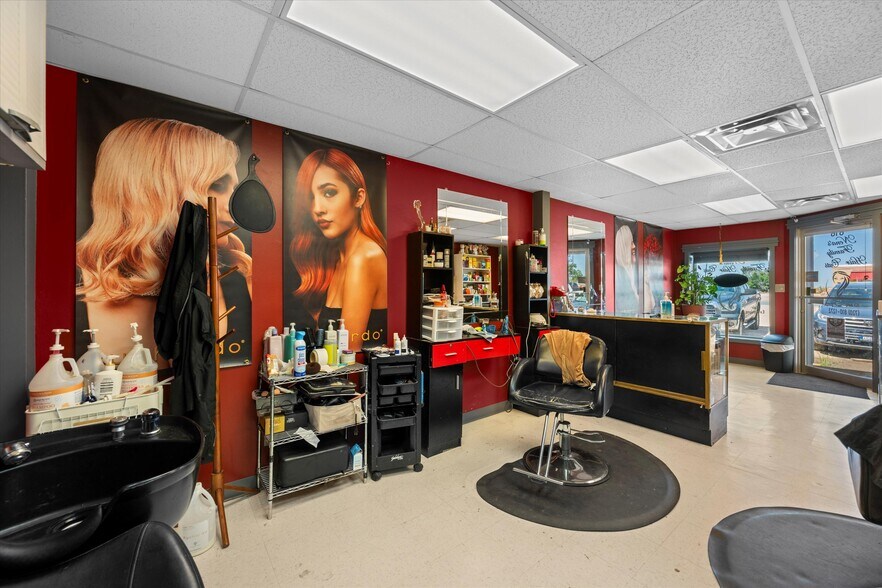 More Photos Of 614 W Central Ave, Wiggins General Retail For Sale