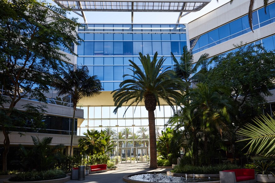 More Photos Of 2301-2321 Rosecrans Ave, El Segundo Office For Lease