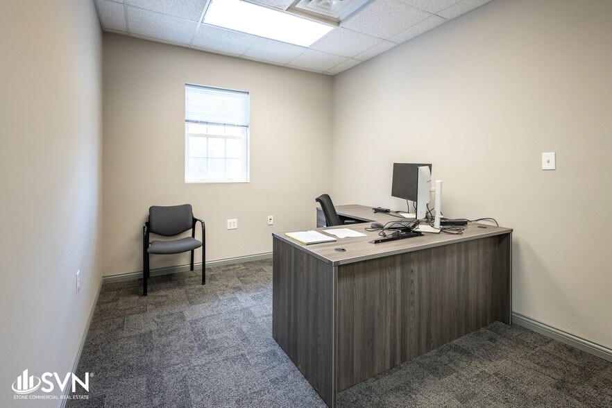 More Photos Of 1708 Jaggie Fox Way, Lexington Office For Sale