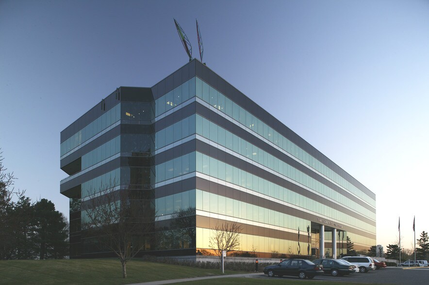 More Photos Of 3033 Excelsior Blvd, Minneapolis Medical For Lease