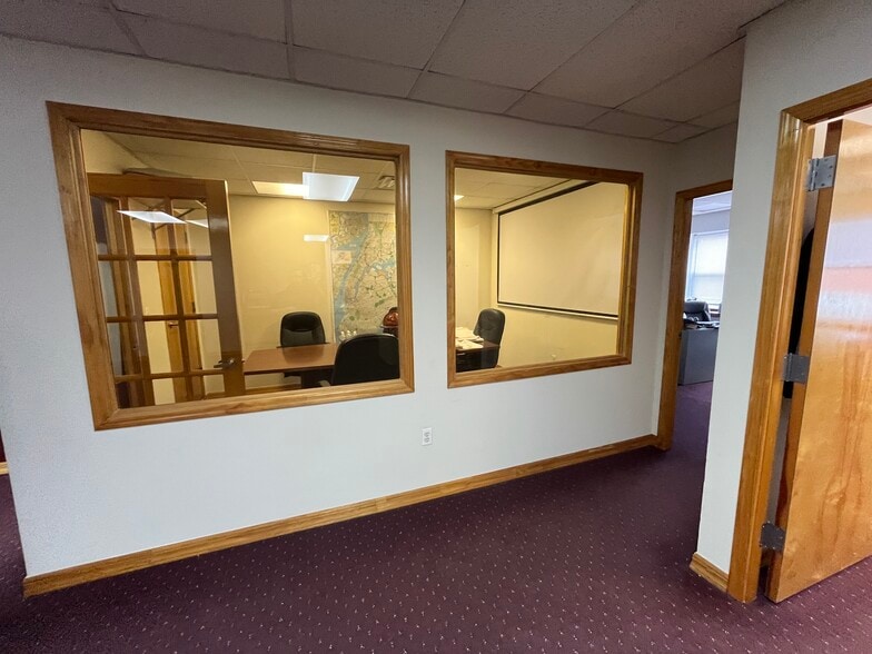 More Photos Of 260 51st St, Brooklyn Flex For Lease