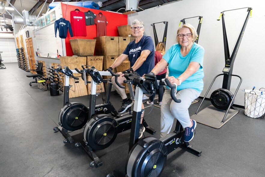 More Photos Of 140 NE Yellow Pine Ave, Madison Restaurant For Sale