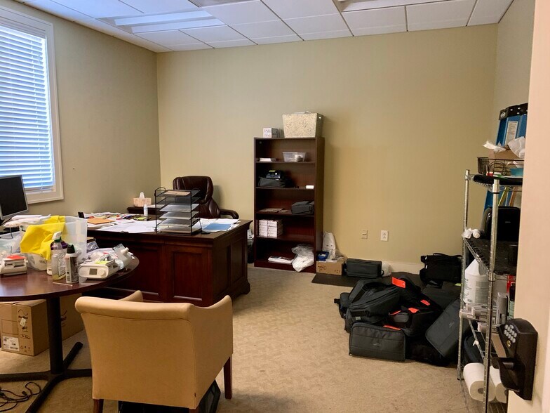 More Photos Of 215 Sheraton Blvd, Macon-Bibb Medical For Lease