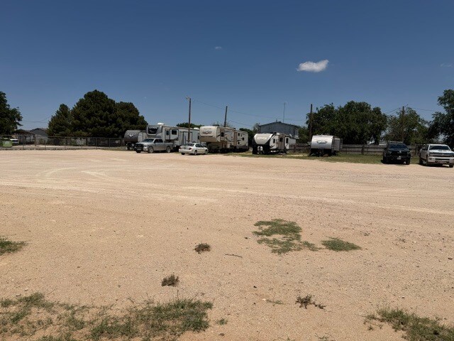 More Photos Of 6467 W 26th St, Odessa Multifamily For Sale