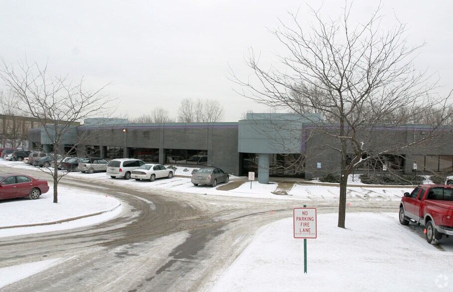 More Photos Of 6801-6811 Flying Cloud Dr, Eden Prairie Research And Development For Lease