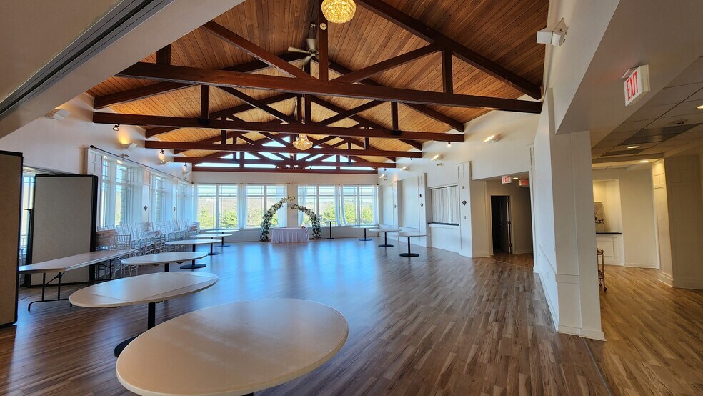 More Photos Of 2230 Fireline Rd, Palmerton Restaurant For Sale