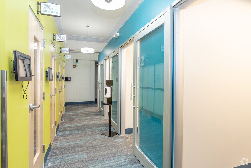 More Photos Of 101-103 W Main St, Durham Office For Lease