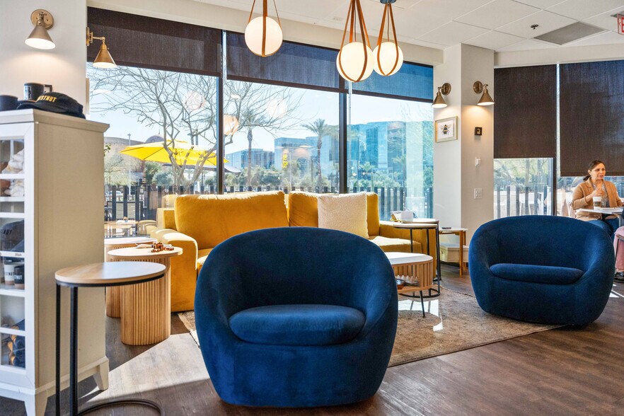 More Photos Of 2398 E Camelback Rd, Phoenix Unknown For Lease