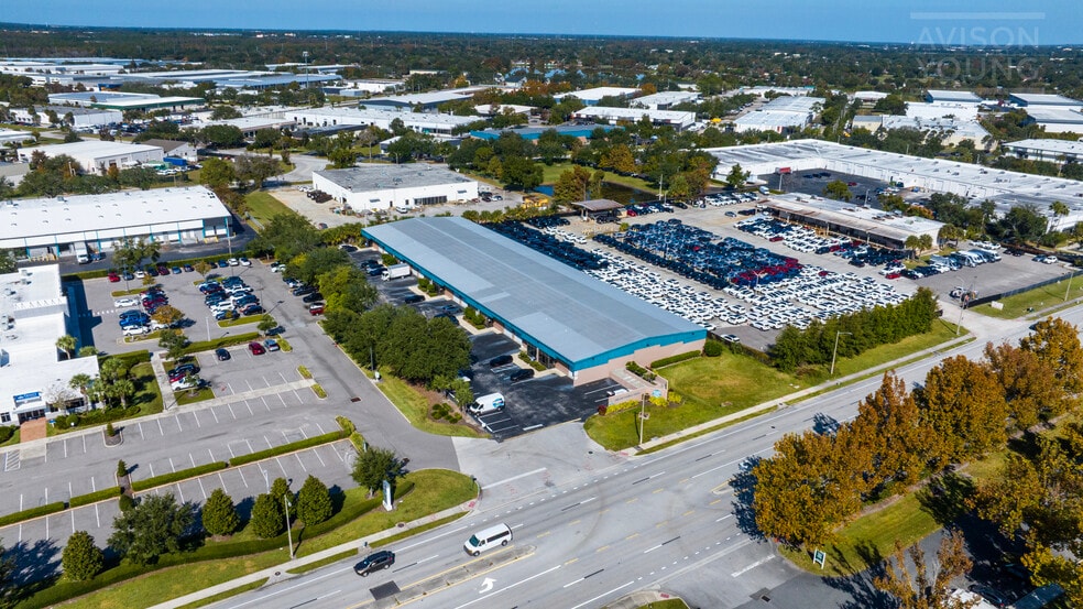 More Photos Of 3712-3728 Vineland Rd, Orlando Warehouse For Lease