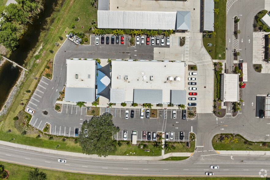 More Photos Of 10650 SW Crosstown Pky, Port Saint Lucie Freestanding For Sale