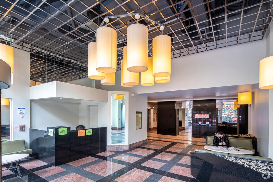 More Photos Of 477 Richmond St W, Toronto Office For Lease
