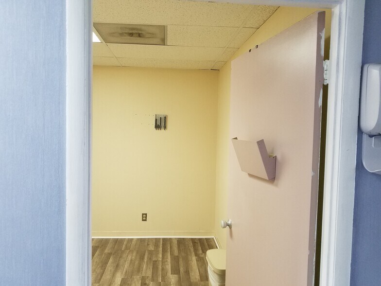 More Photos Of 3611 Branch Ave, Temple Hills Medical For Lease