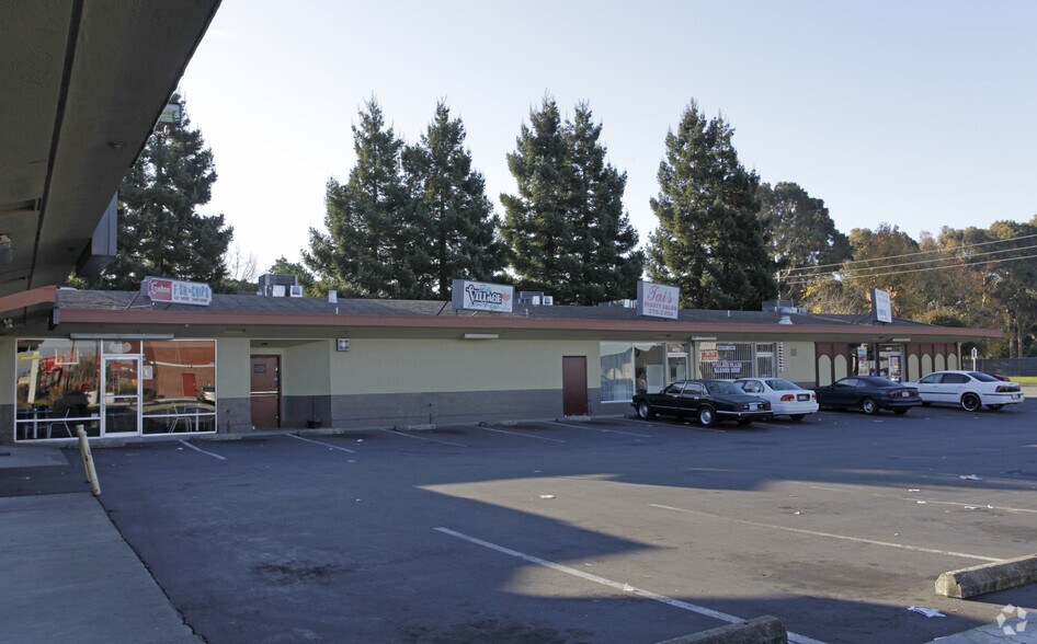 More Photos Of 18906 Hesperian Blvd, Hayward Unknown For Lease