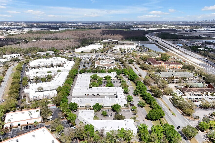 More Photos Of 8810 Commodity Cir, Orlando Showroom For Lease