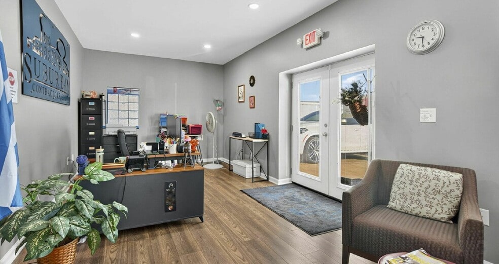 More Photos Of 10564 Redoubt Rd, Manassas Warehouse For Lease