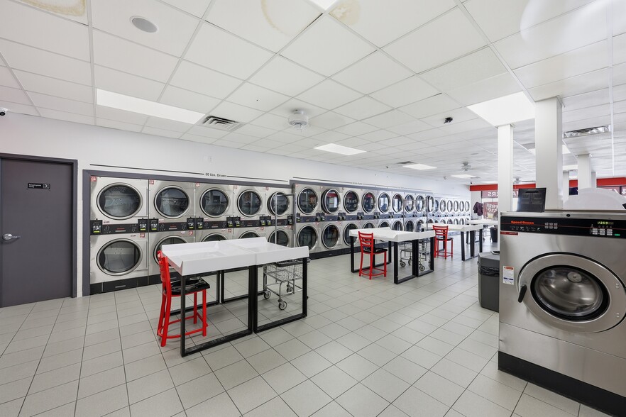 More Photos Of 3552 E Main St, Whitehall Freestanding For Sale