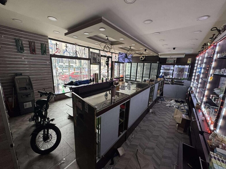 More Photos Of 597 Greene Ave, Brooklyn Storefront Retail Residential For Lease