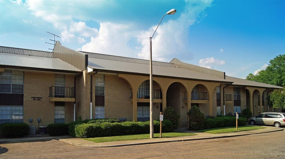 Primary Photo Of 3150 Robinson Rd, Jackson Apartments For Sale