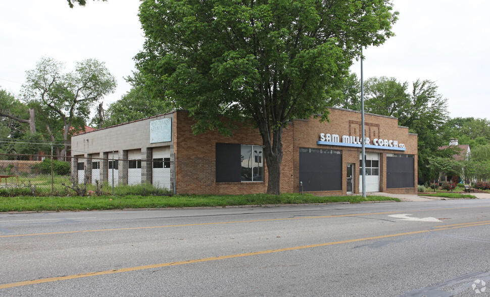 Primary Photo Of 5406-5408 Troost Ave, Kansas City Land For Sale