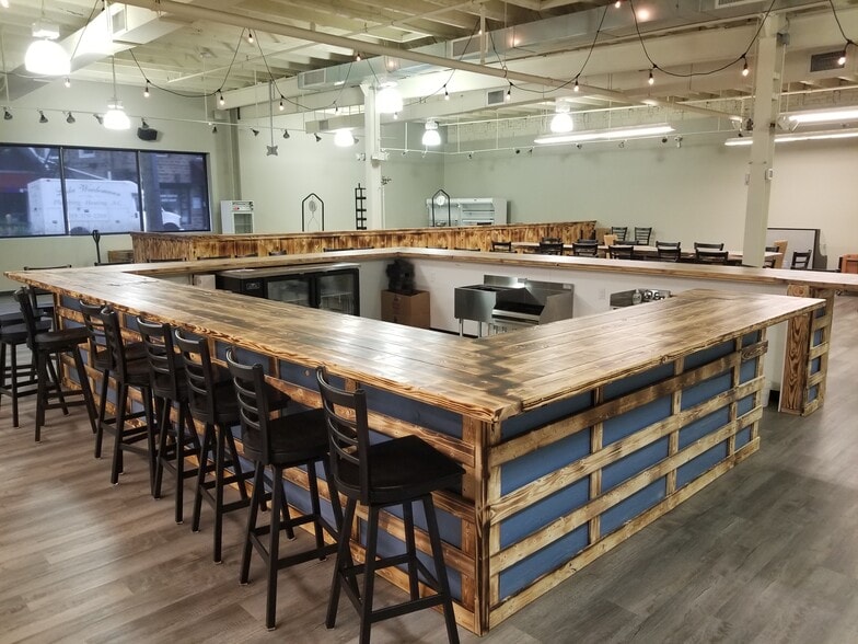 More Photos Of 7909 High School Rd, Elkins Park Restaurant For Sale