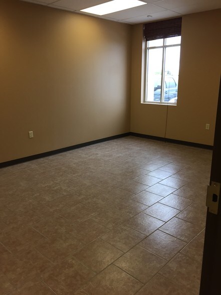 More Photos Of 11940 Don Haskins Dr, El Paso Medical For Lease