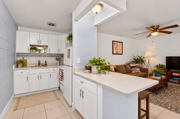 More Photos Of 309 S Palmway, Lake Worth Beach Multifamily For Sale
