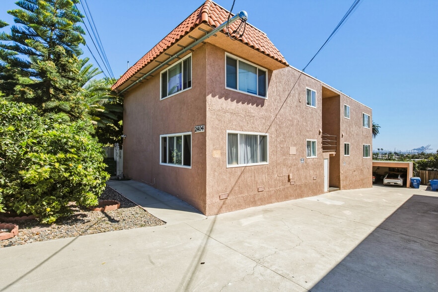 More Photos Of 2404 S Carolina St, San Pedro Apartments For Sale