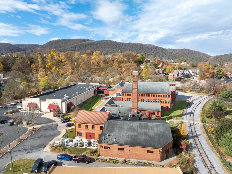More Photos Of 100-256 Match Factory Pl, Bellefonte Medical For Lease