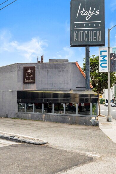More Photos Of 8516-8524 Lincoln Blvd, Los Angeles Restaurant For Lease