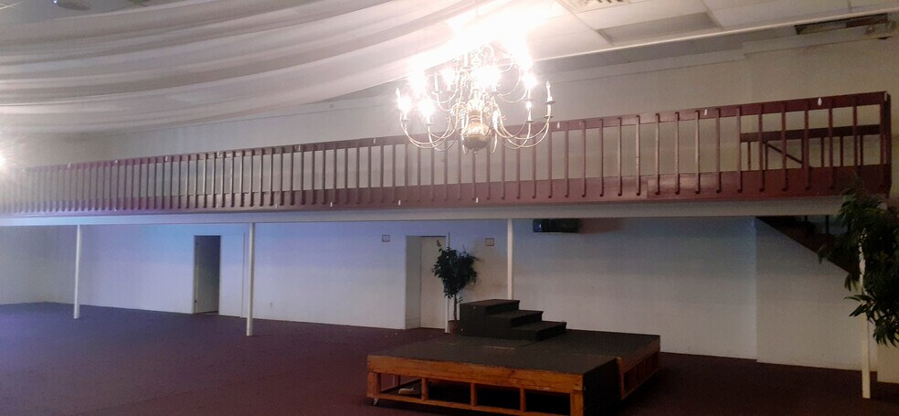 More Photos Of 1489 Milford St, Clarksburg Office For Sale