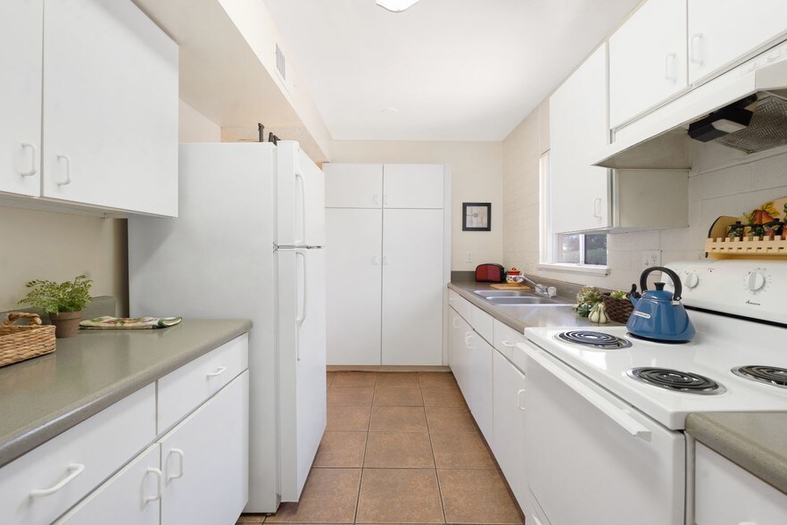 More Photos Of 6666 E Golf Links Rd, Tucson Apartments For Sale