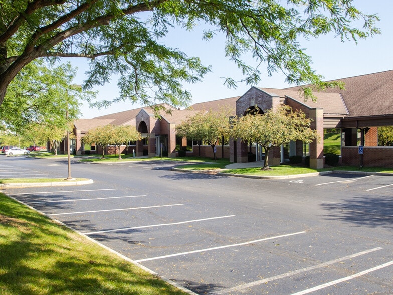 More Photos Of 4830 Knightsbridge Blvd, Columbus Medical For Lease