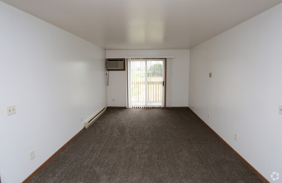 More Photos Of 911 W 3rd St, Nekoosa Apartments For Sale