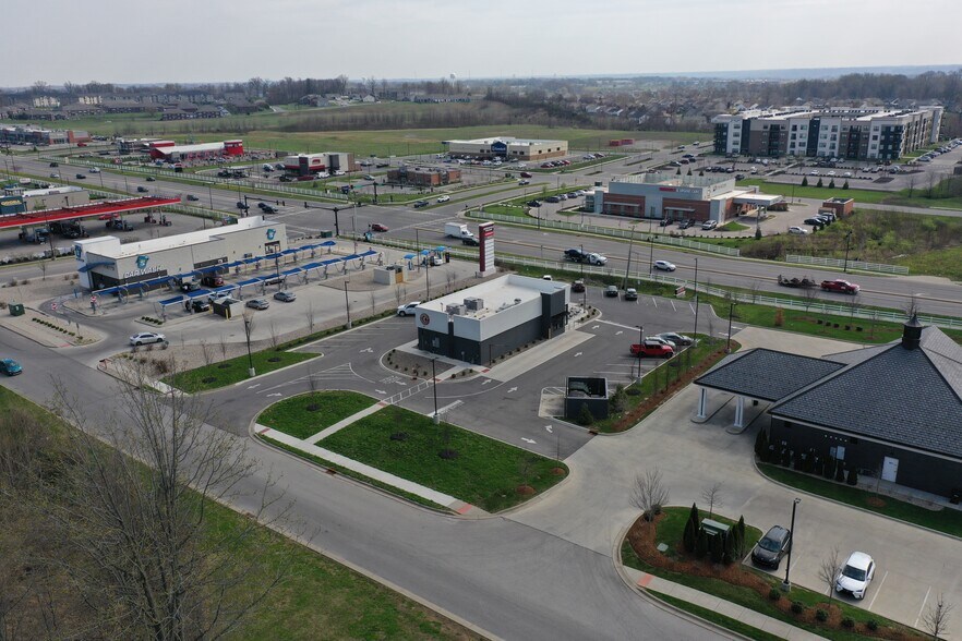 More Photos Of 3513 E 10th St, Jeffersonville General Retail For Sale