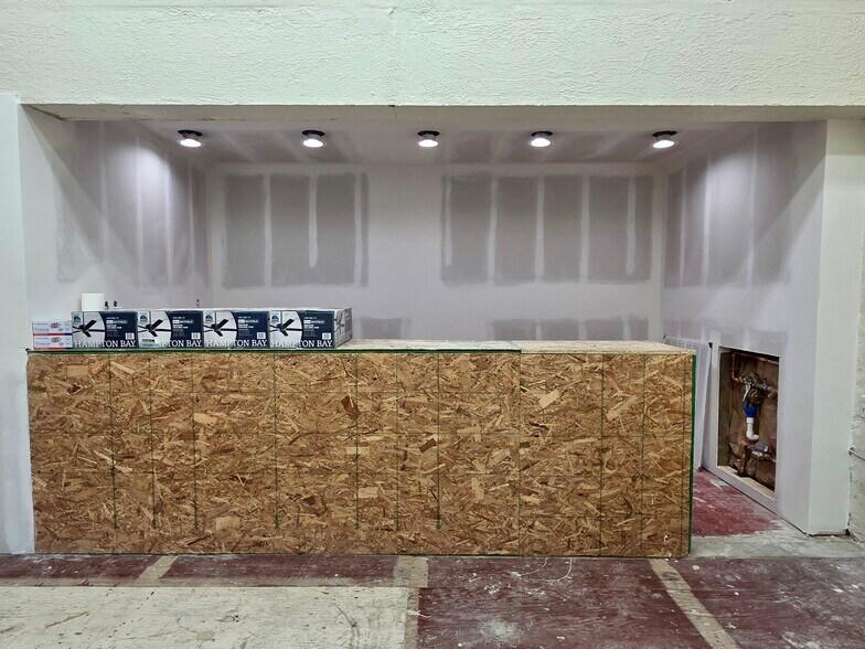 More Photos Of 972 Patterson Rd, Dayton Freestanding For Sale