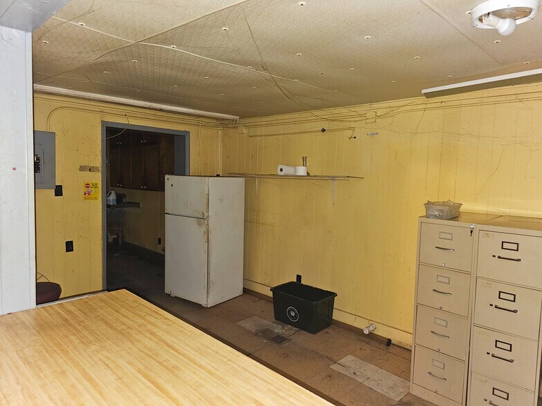 More Photos Of 6 N Roosevelt St, York Restaurant For Sale