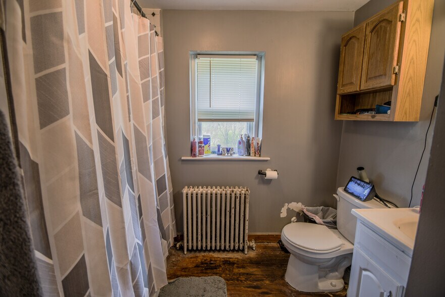 More Photos Of 1 S Main St, Richlandtown Apartments For Sale