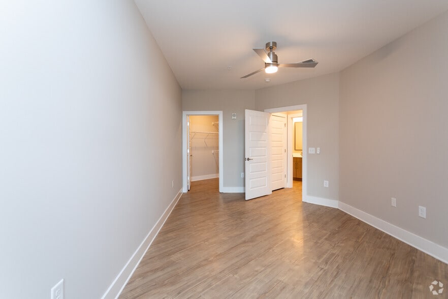 More Photos Of 222 S Main St, Mooresville Apartments For Lease