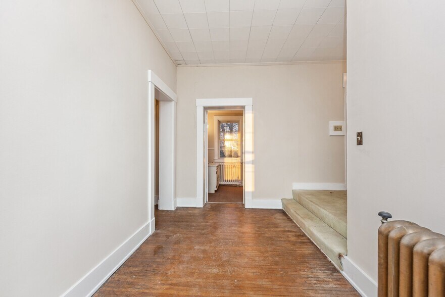 More Photos Of 301 N Main St, Georgetown Healthcare For Sale