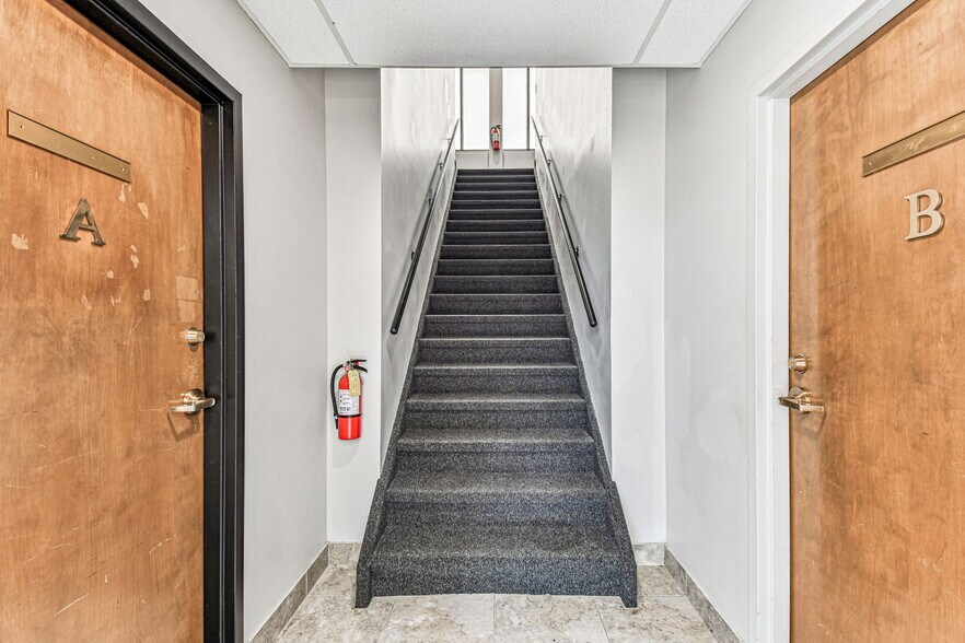 More Photos Of 3804 Gunn Hwy, Tampa Medical For Sale