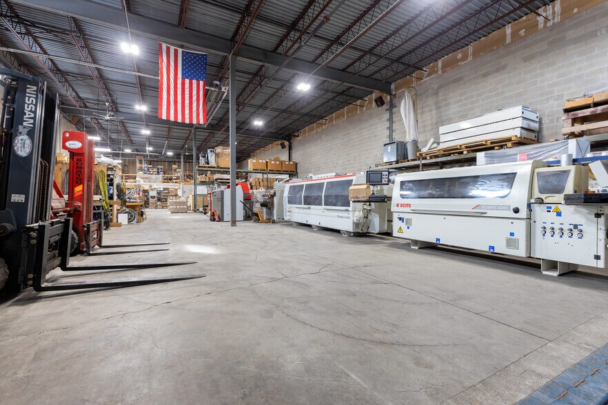 More Photos Of 9 Delta Dr, Londonderry Warehouse For Sale