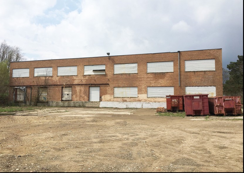 Primary Photo Of 38 Kenosha Ave, Battle Creek Warehouse For Lease