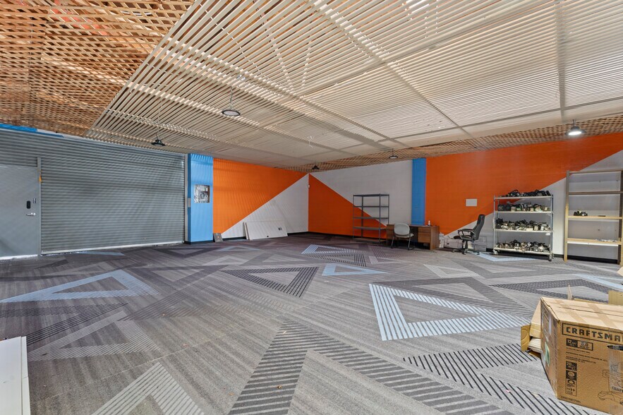 More Photos Of 7679-7691 Thornton Ave, Newark Storefront Retail Office For Sale