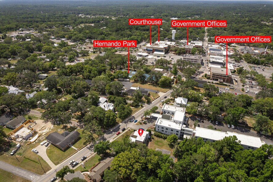 More Photos Of 315 Howell Ave, Brooksville Loft Creative Space For Sale
